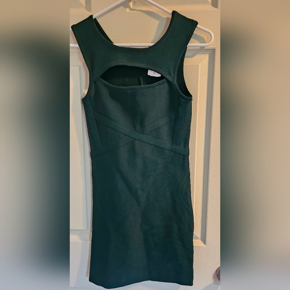Elegant Sleeveless Green Dress